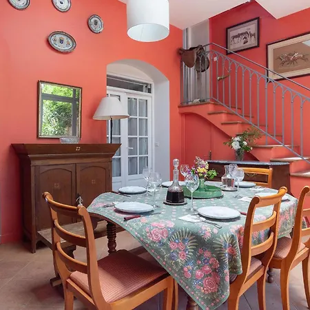 Amazing Home In Saint-Raphael Hébergement de vacances