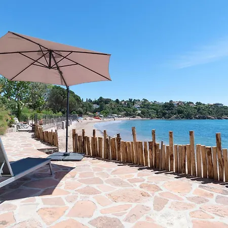 Hébergement de vacances Amazing Home In Saint-Raphael Saint-Raphaël