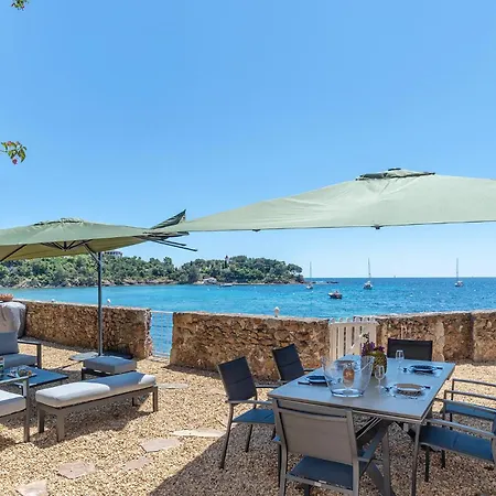 Amazing Home In Saint-Raphael Feriehus Saint-Raphaël